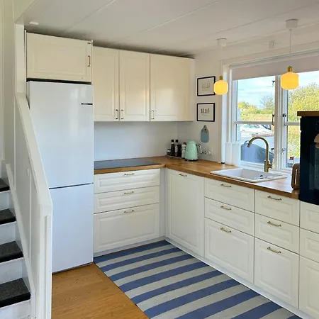 Vakantiehuis By The Water In Oer Maritime *