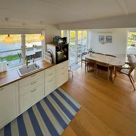 By The Water In Oer Maritime Vakantiehuis Ebeltoft