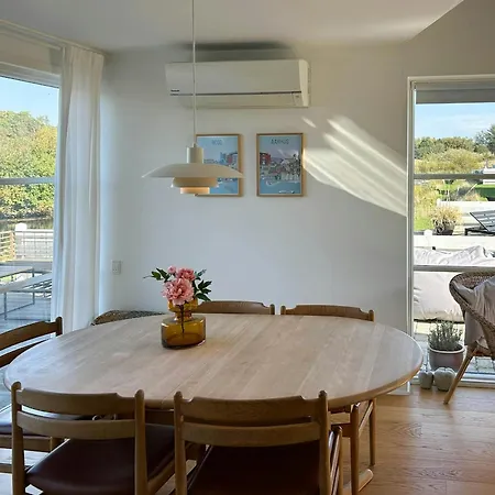 By The Water In Oer Maritime * Ebeltoft