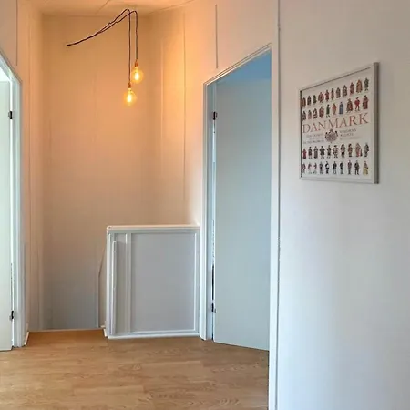 Vakantiehuis By The Water In Oer Maritime