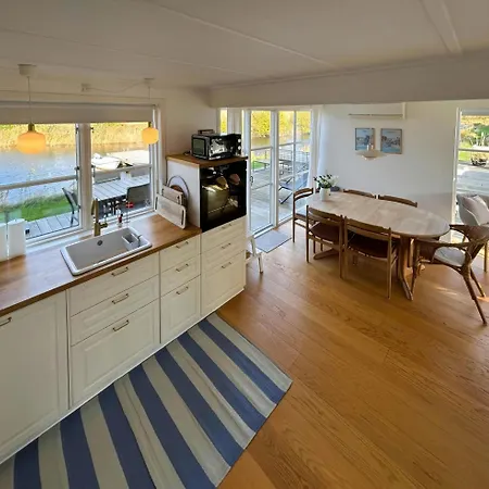 Dom wakacyjny By The Water In Oer Maritime Ebeltoft